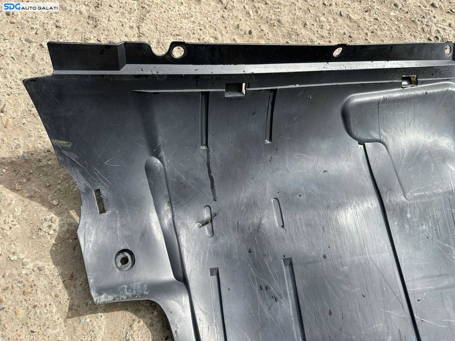 Scut Plastic Protectie Motor cu Defect Renault Megane 2 2002 - 2008 Cod 8200115689 [X3399]