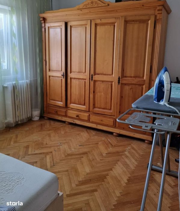 RAMDA,Apartament de vanzare 3 camere 2 balcoane zona Rogerius