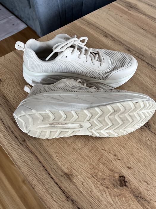 Маратонки Skechers