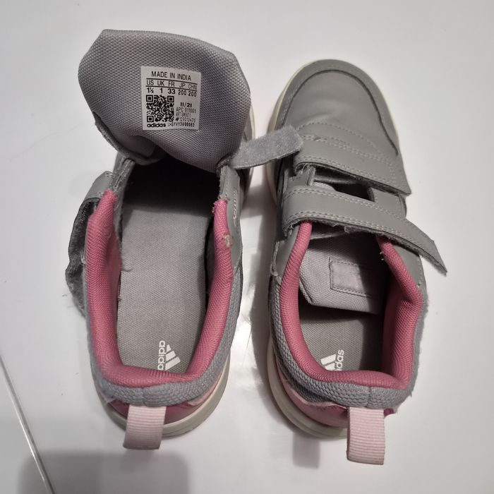 Маратонки за момиче Adidas