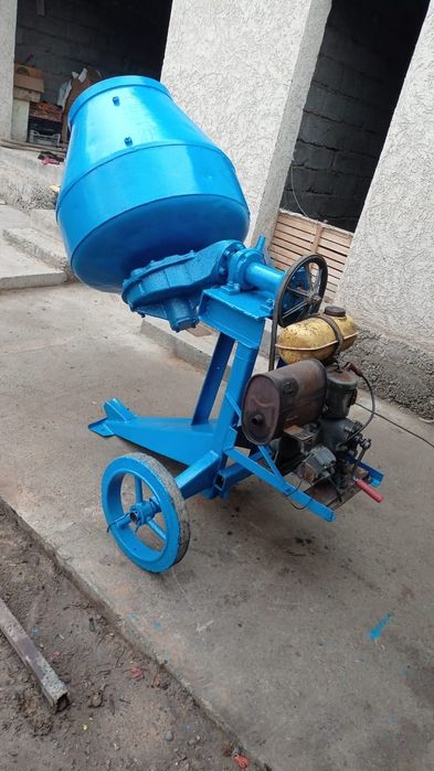 Бетономешалка бензиновая