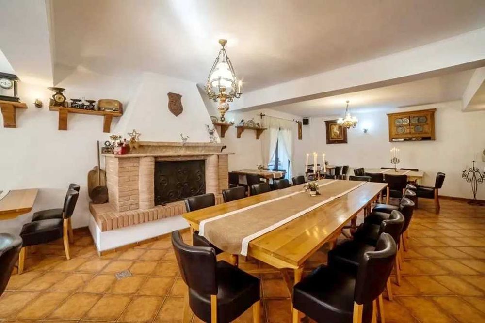 Chalet Hotel Restaurant Vanzare