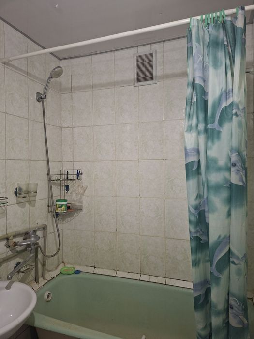 Продам квартиру 3 комнатная