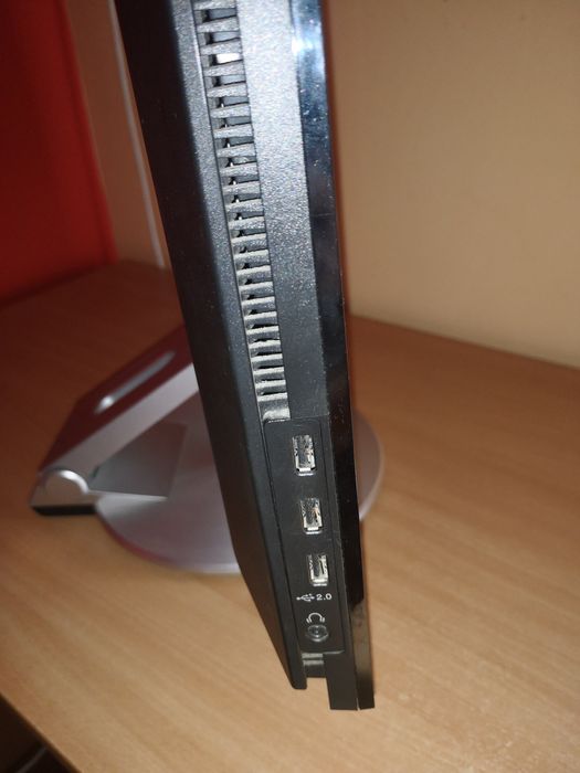 Тв Монитор  Asus, 21 инча