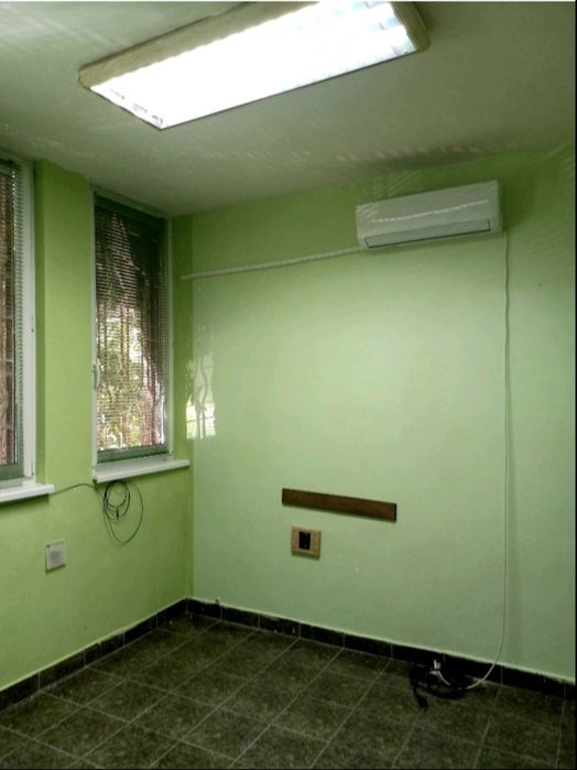 Дава се под наем Офис в Пазарджик, Руски - 14 кв.м за 142.8 € - Снимка #1