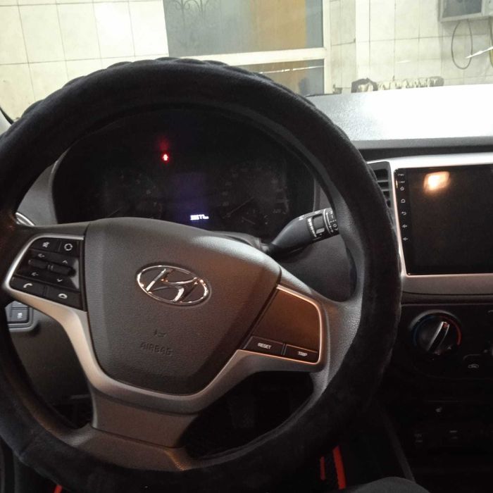 Продам Hyundai Accent 2021 г.