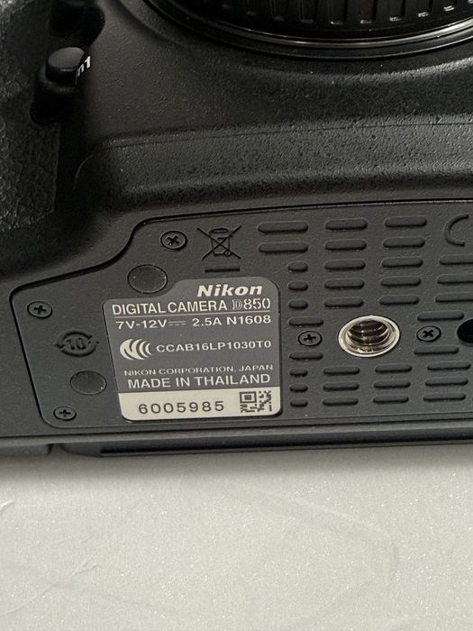 Nikon D850 + 24–70mm f/2.8G — малый пробег