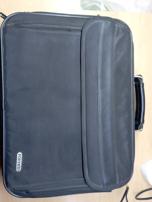 Продам сумку для ноутбука PortCase KCB-03