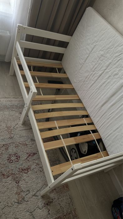 Срочно продам кровать