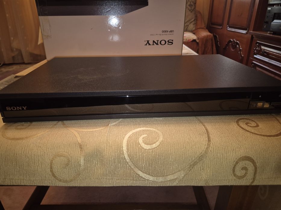 Vind BLU-RAY UBP X800 Made in Malaezia  stare ff buna.