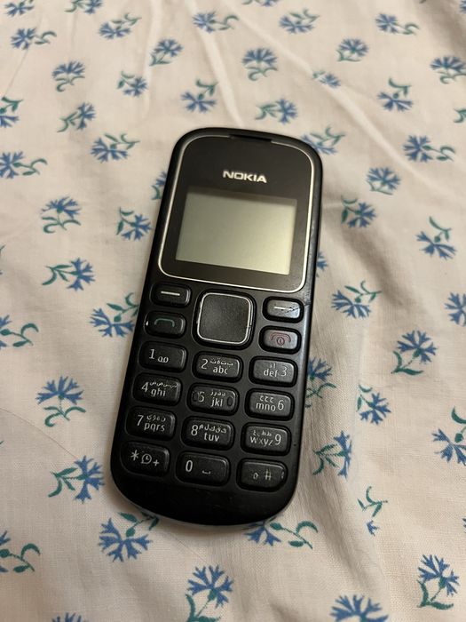 Продам кнопачный телефон nokia 1280