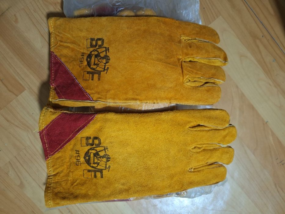 Краги перчатки для сварщика