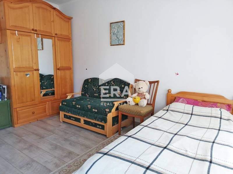 Продава се Тристаен апартамент в Поморие - 97 кв.м за 841 €/кв.м - Снимка #8