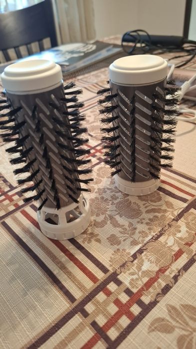 Въртяща четка за коса Ровента