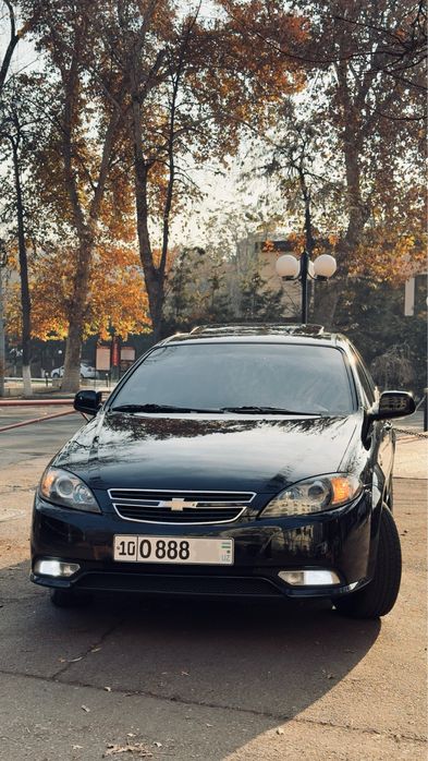 Продам Chevrolet Gentra, 2023, A/T, Qora, Full Navarot.