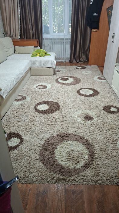 Продам ковер красивый