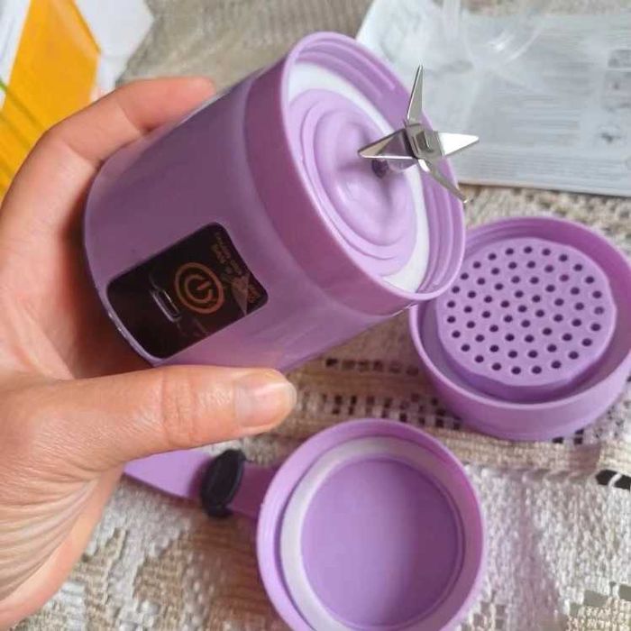 Sticla portabila cu blander