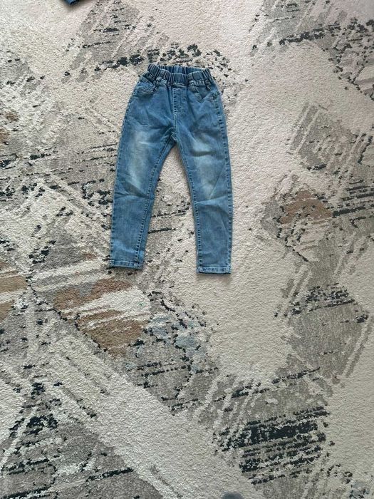 Продам детские вещи