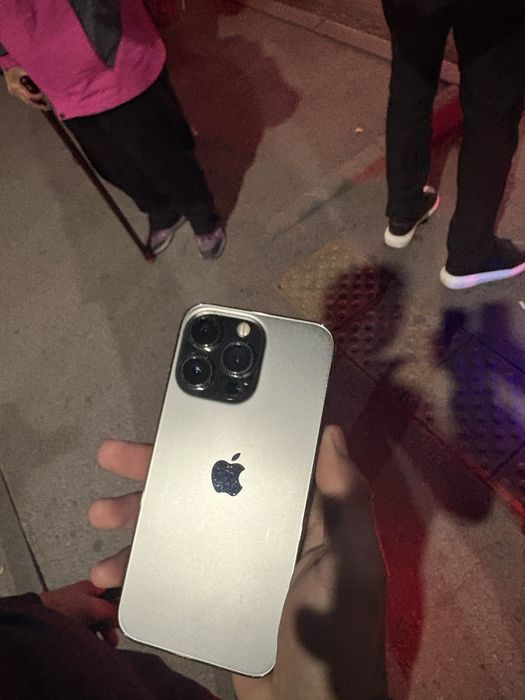 продам айфон 13про 128гб