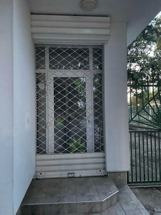 Дава се под наем Офис в Генерал Тошево - 40 кв.м за 204 € - Снимка #3