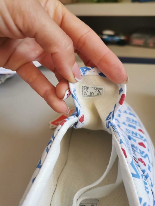 НОВИ Кецове Vans