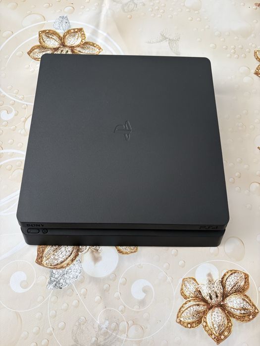 playstation 4 slim