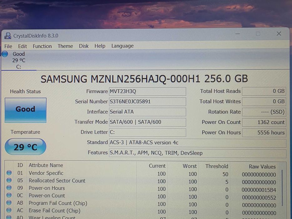 HP ProBook 650 G2, i5-6200U, ram 8 gb, ssd 256 gb