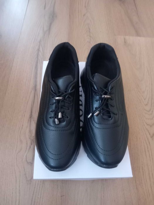 Дамски кожени маратонки