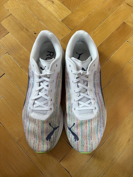 Маратонки Пума.