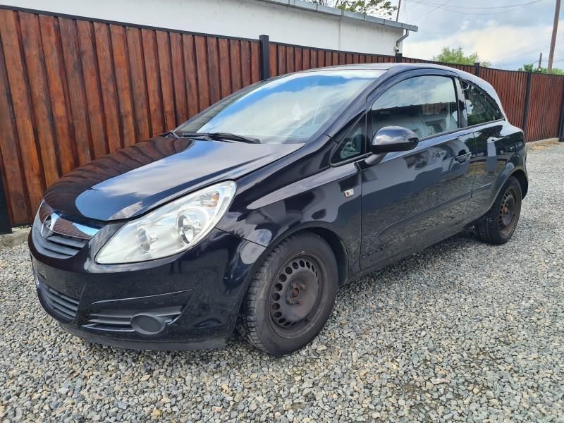 Dezmembrez Opel Corsa D