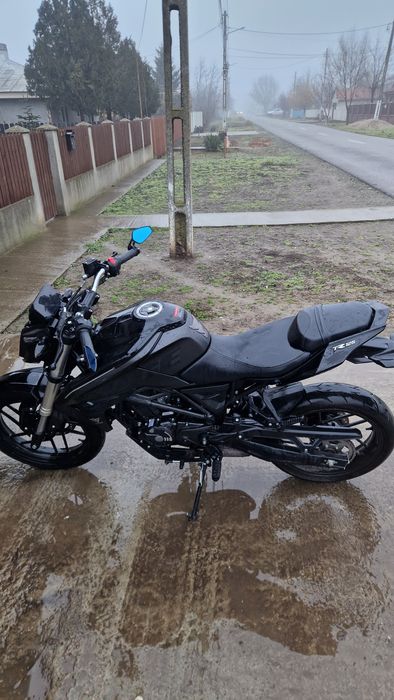 Motocicleta Voge r125 2025