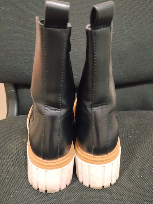Спортно елегантни боти и ботуши-N:36