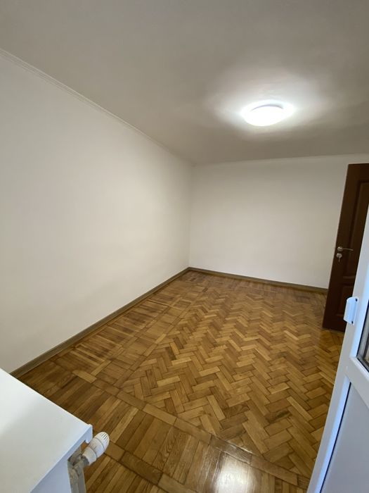 Apartament de închiriat