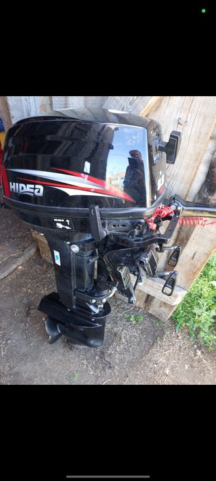 Продам лодку Skat 3.90