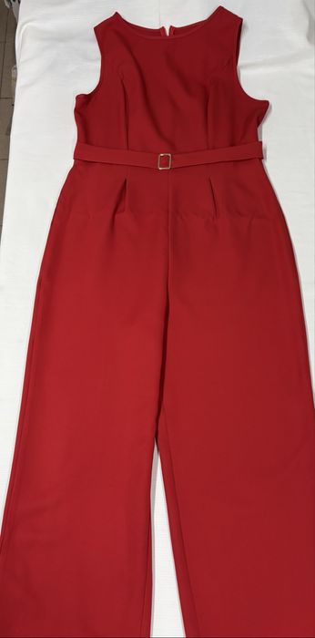 Дамски гащеризон  размер L/XL Официални дамски дрехи