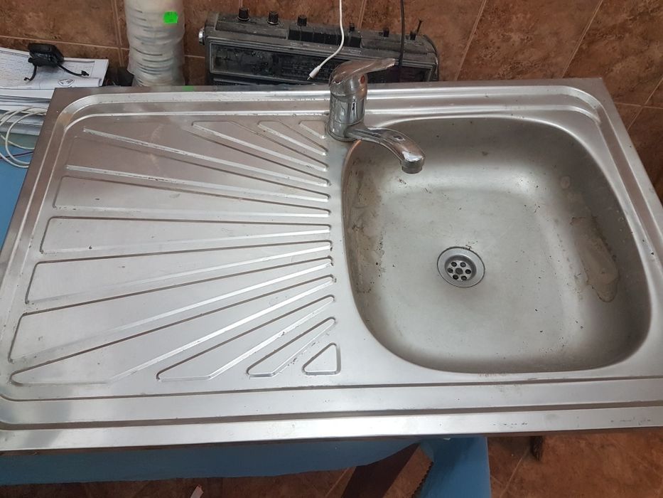 Vind accesori  baie in stare buna