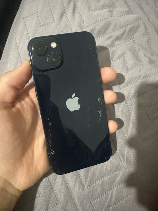 Продам iphone 13