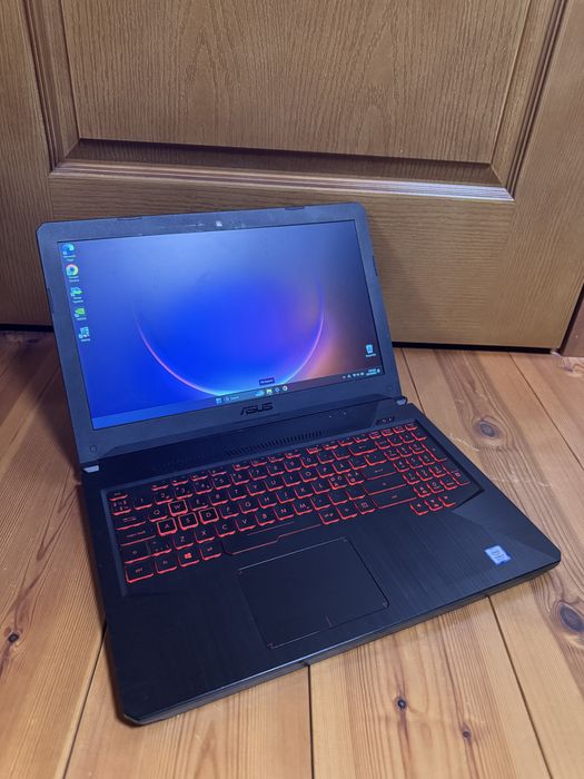 Laptop calculator pc gaming Asus Tuf FX504G i5 gtx 1050 16 gb ram