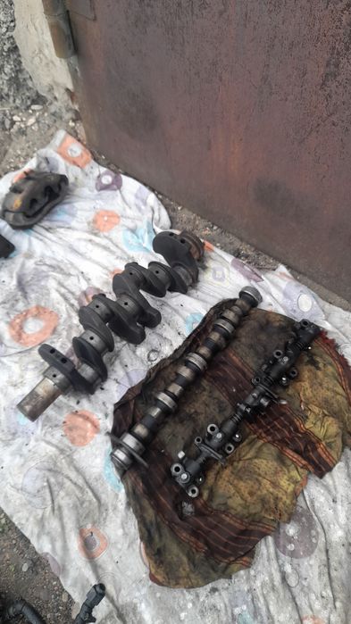 Продам запчасти на Форд транзит