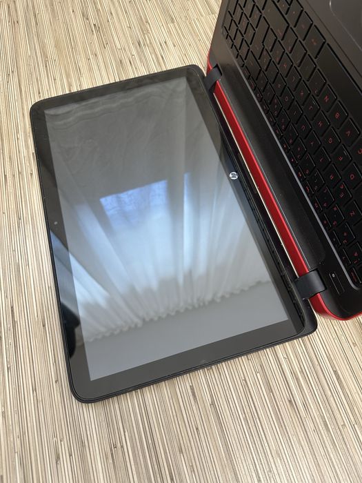 Laptop HP pavilion 15-p011nf beats editon defect