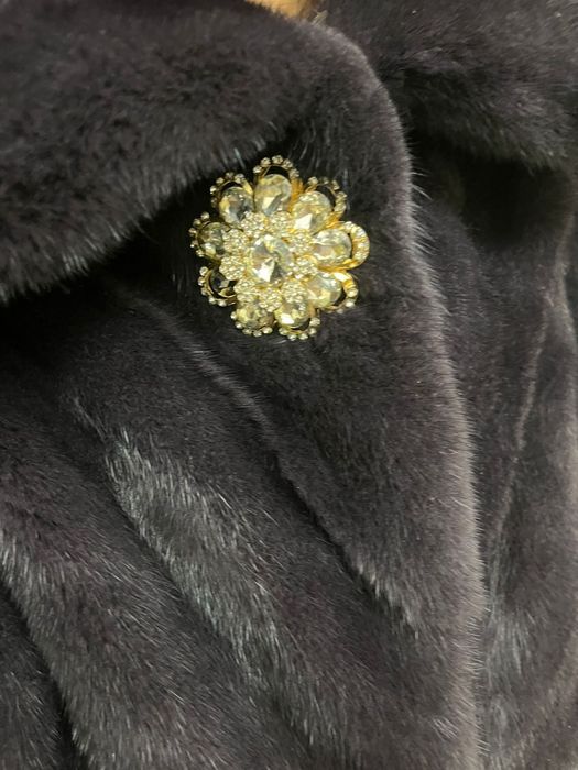 Срочно продаю норковую шубу