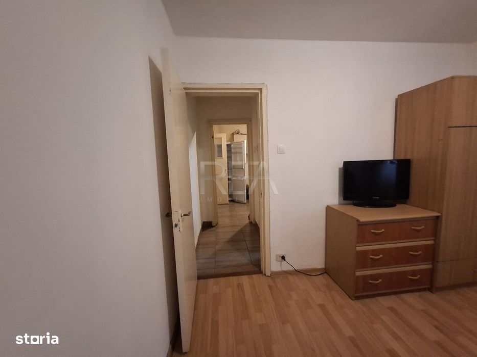2 camere, P/10, anvelopat-Drumul Taberei, Favorit