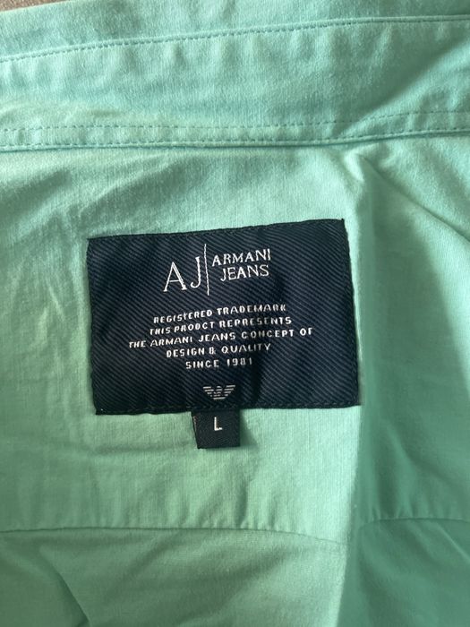 Продам рубашку Армани.