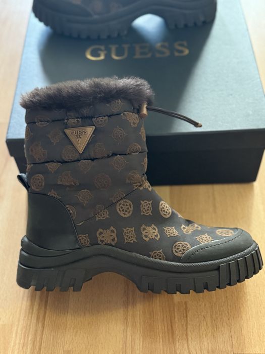 Дамски боти guess