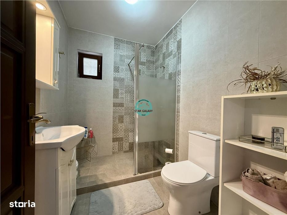 Casa cu 4 camere de vanzare, moderna, teren 577 mp, in Unirii
