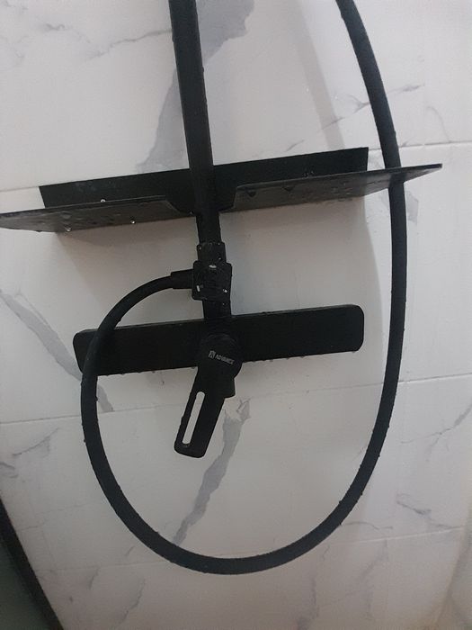 Душевая стойка с тропической лейкой(Германия),б/у в отличном состоянии