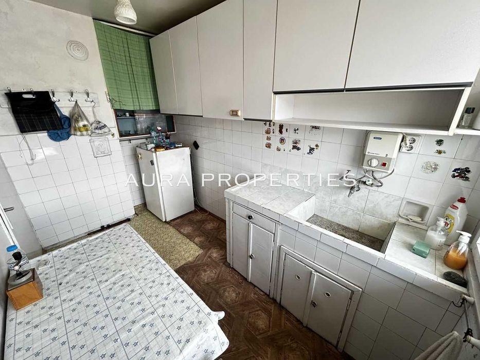 Продава се Тристаен апартамент в Разград, Житница - 90 кв.м за 1179 €/кв.м - Снимка #4