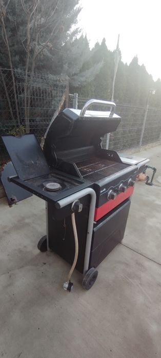 Продавам газови барбекюта