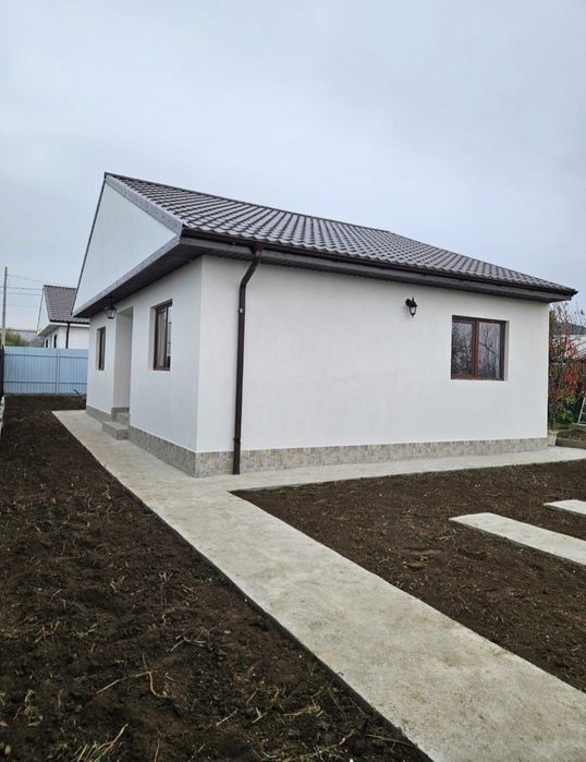 Executăm container modulare