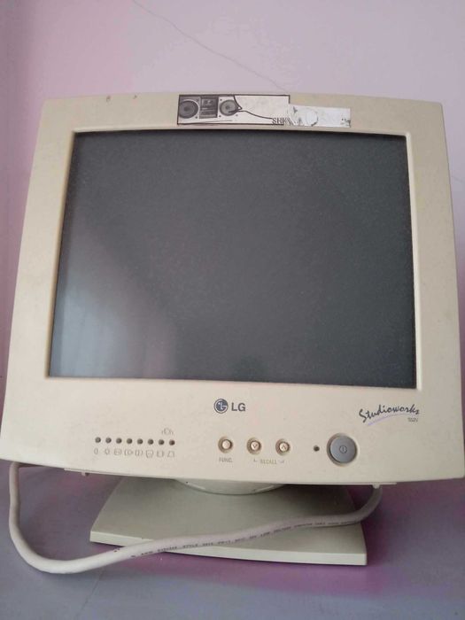 Работещи монитори Fujitsu Siemens SCALEOVIEW L20W-1 и LG!